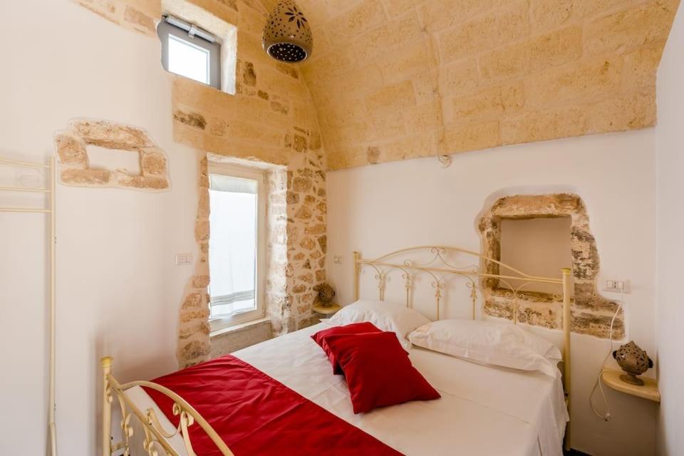 La Finestra Dimora Charme Hotel Челие Месапика Екстериор снимка